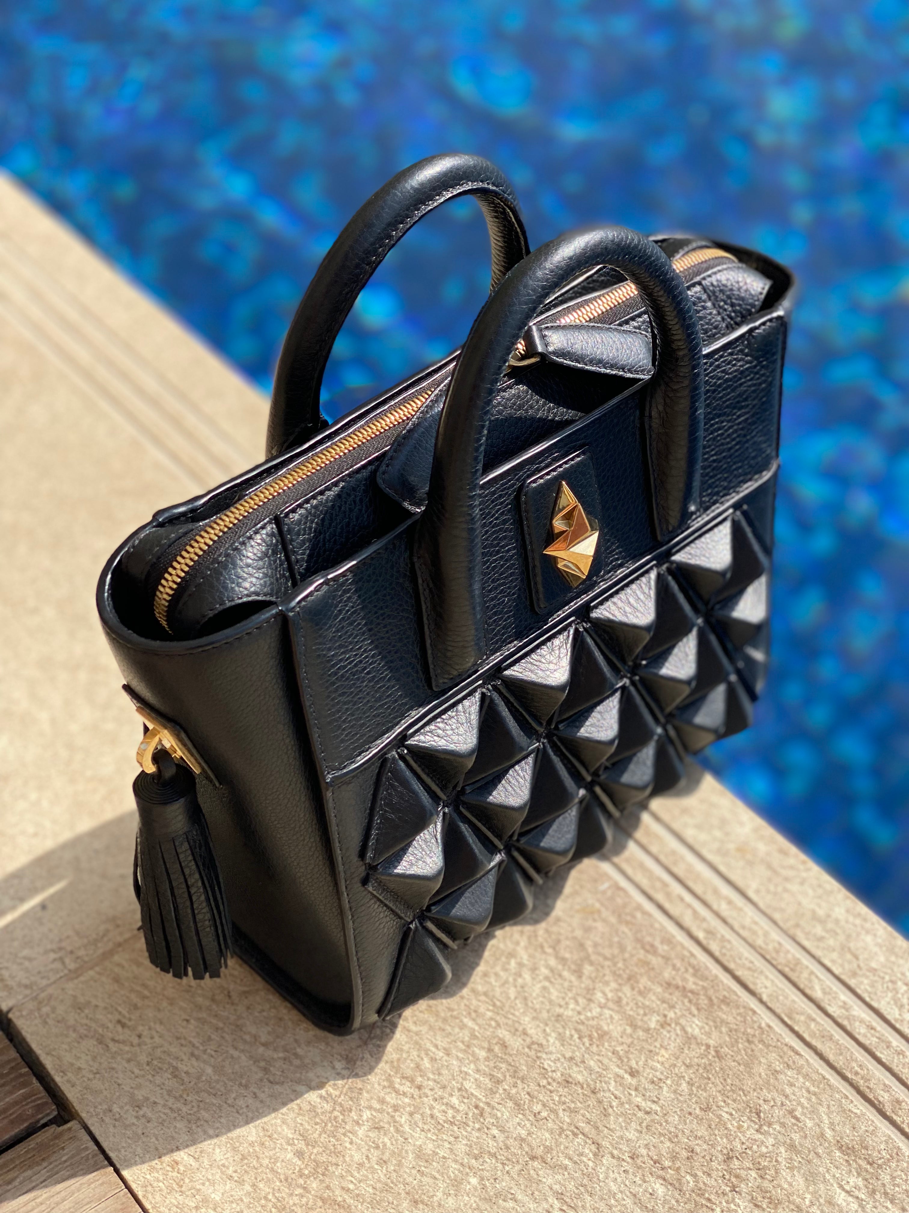 Signature Bag Black
