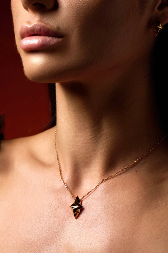 #precious-metal_18kt-yellow-gold