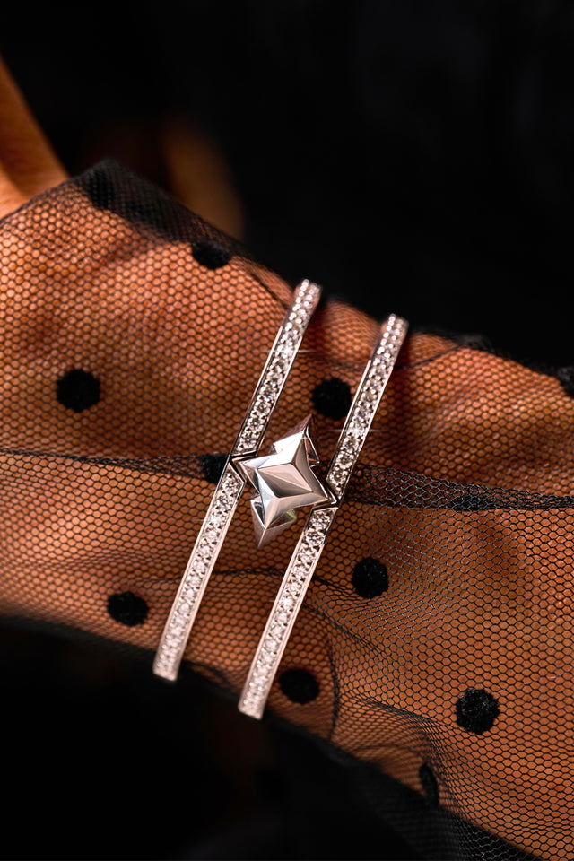 #precious-metal_18kt-white-gold