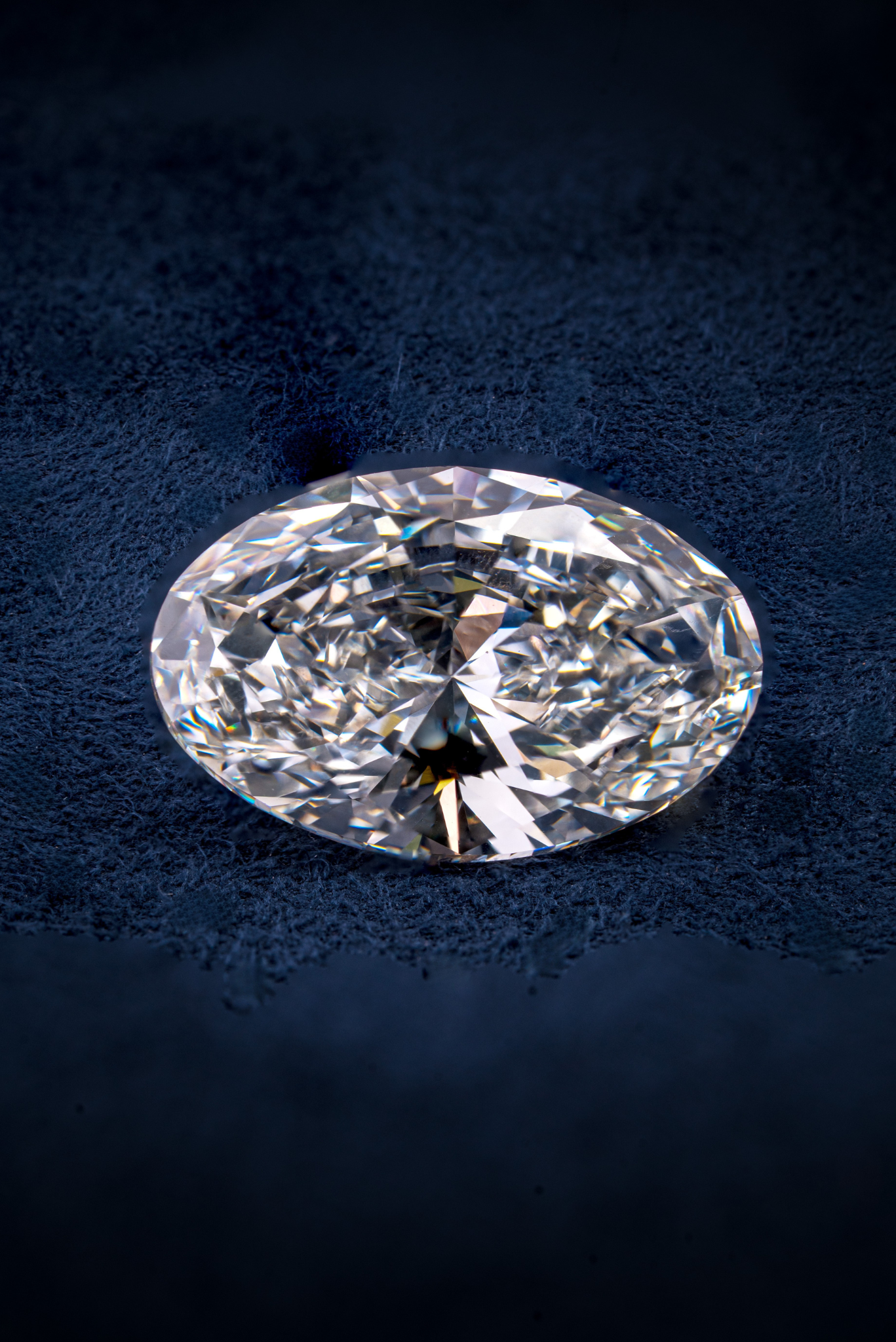 Oval-Cut Lab Diamond